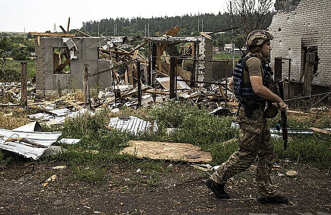 Žinios. Ukrainos kariuomenė teigia, kad Rusijos pajėgos ruošiasi kitam karo etapui