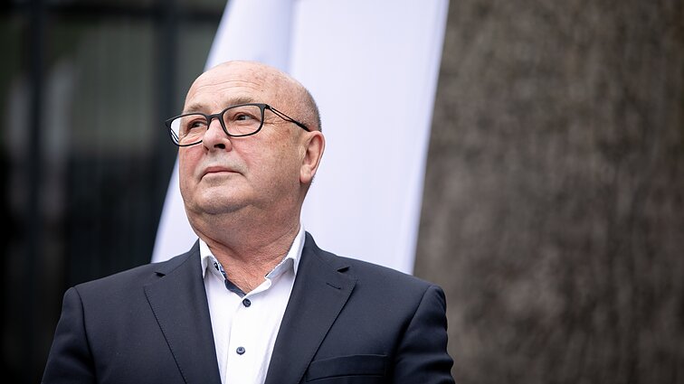 Žinios. Matijošaitis nesureagavo į klausimą dėl „Vičiūnų“ verslo ateities Rusijoje, dėmesio skyrė protestuotojams