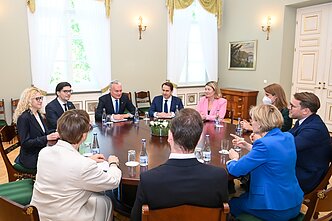 Gitanas Nausėda susitiko su Europos Komisijos nare Mairead McGuiness