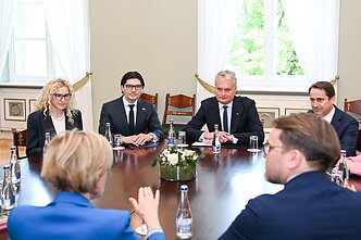 Gitanas Nausėda susitiko su Europos Komisijos nare Mairead McGuiness