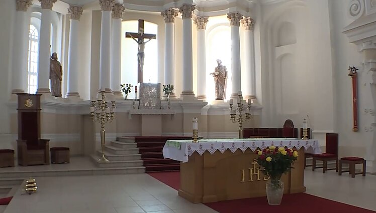 Šiaulių regione – „Bažnyčių naktys“: kviečia sutemose įsilieti į jungtinę muzikos, šokio ir poezijos šventę