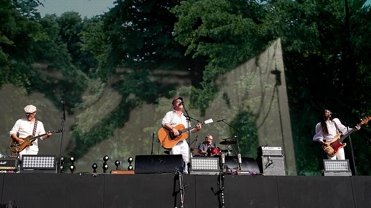 Labas rytas, Lietuva! Šeštadienis I d. Lietuvoje koncertuosiančios grupės „Pixies“ įkūrėjas: mūsų muzika yra tikra ir sąžininga