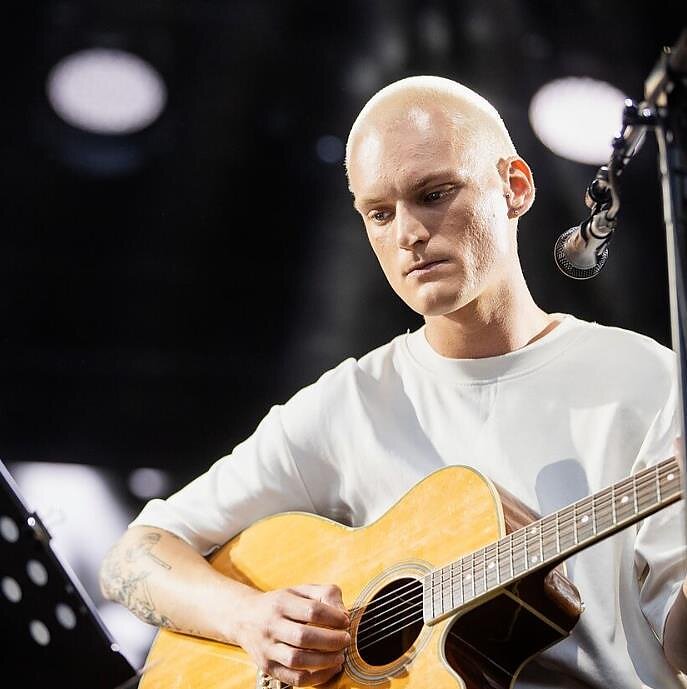 Kultūros savaitė. Sėskim ir pakalbėkim. Muzikantas Benas Aleksandravičius