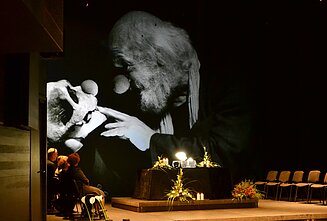 Uostamiestyje atsisveikinama su scenos legenda Vytautu Paukšte