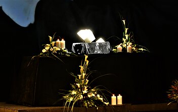 Uostamiestyje atsisveikinama su scenos legenda Vytautu Paukšte
