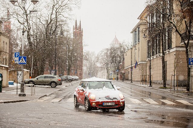 Keliai. Mašinos. Žmonės. Vairavimas išgėrus gali reikšti konfiskuotą automobilį, kurį mielai įsigys kiti