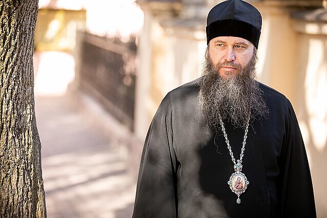 Stačiatikių vyskupas Amvrosijus apie sankcijas patriarchui Kirilui: negalime atsakyti už jo žodžius