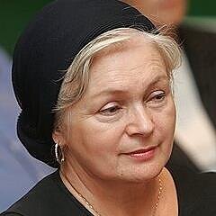 Новости на русском языке. Вдова Джохара Дудаева Алла сравнила войну в Украине с российскими кампаниями в Чечне