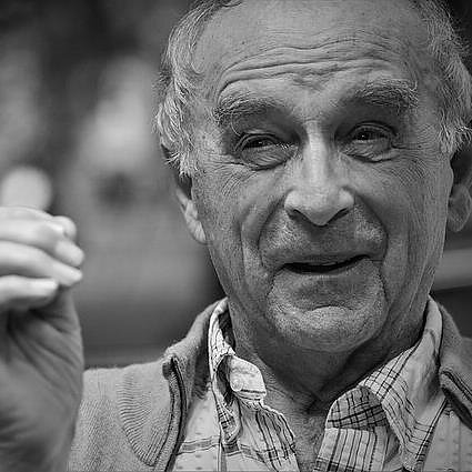 Ką man skaityti? Algis Mickūnas: tie dalykai, dėl kurių žmonės mušasi, man nėra reikšmingi