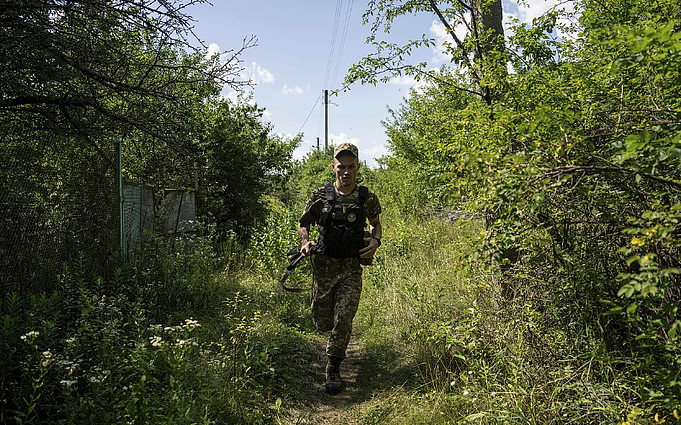 Ukrainos karius instruktuojantys lietuviai: aiškiname, kad jie yra „gerieji kariai“, kurie nežudo civilių ir sužeistų karių