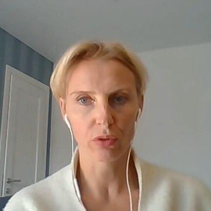 Vasaros popietė. Gyvūnų apsaugos ir teisių organizacijos vadovė Brigita Kymantaitė. Ar lietuviams rūpi gyvūnų teisės?