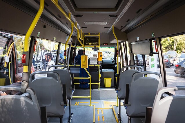 Į Vilniaus gatves išrieda elektriniai mažos talpos autobusai Į Vilniaus gatves išrieda elektriniai mažos talpos autobusai