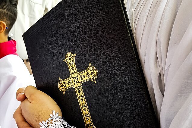 Pedofilijos skandalas: nepilnamečius seksualiai išnaudojęs kunigas Kusas pašalintas iš dvasininkų luomo