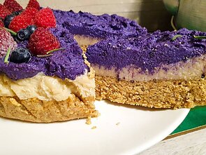 Riešutų-mėlynių tortas