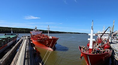 First Ukrainian sunflower oil shipment sets off from Lithuania First Ukrainian sunflower oil shipment sets off from Lithuania