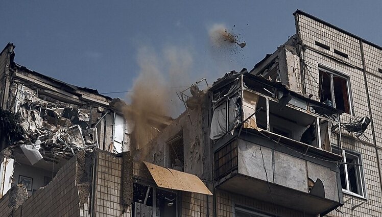 Žinios. Mykolajive naktį įvairiose miesto vietose nugriaudėjo galingi sprogimai