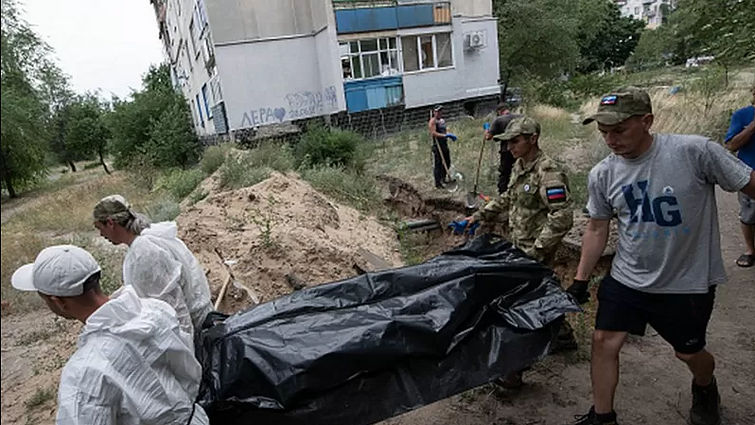 Эксгумация останков в Рубежном, 12 августа 2022 Эксгумация останков в Рубежном, 12 августа 2022