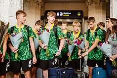 Europos čempionais tapusi U16 rinktinė grįžo į Lietuvą Europos čempionais tapusi U16 rinktinė grįžo į Lietuvą