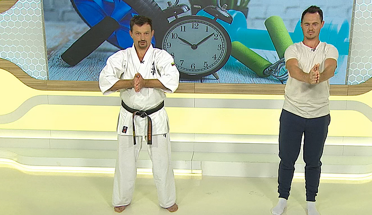 Ryto mankšta su karate treneriu: pratimai, leisiantys ne tik susikaupti, bet ir pasisemti energijos