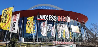 „Lanxess“ arena 