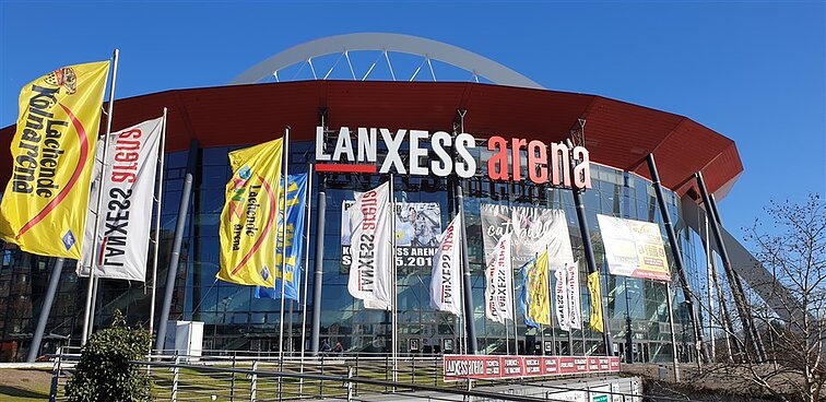 „Lanxess“ arena 