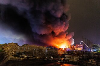 A large fire broke out on Thursday night at a waste recycling plant in Kaunas