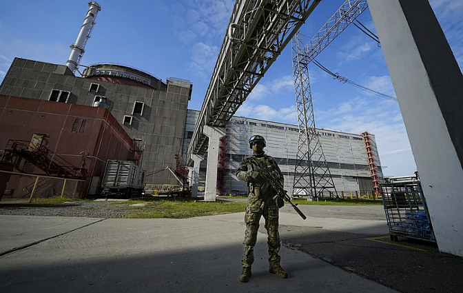 Žinios. „Enerhoatom“: Zaporižios AE esama radioaktyvių medžiagų nutekėjimo pavojaus