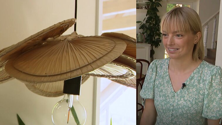 Glėbys vėduoklių Monikos būste virto šviestuvu: didžioji dalis baldų į šeimos namus atkeliavo iš antrų rankų