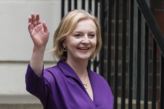 Nauja JK parlamento galva – Liz Truss: kokias politines permainas inicijuos naujai išrinkta vadovė?