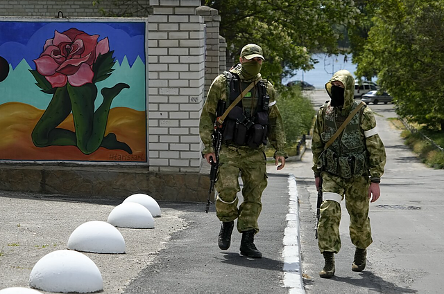 Ukraina ir toliau stumiasi Chersono link: Kremlius atšaukė referendumą dėl prisijungimo prie Rusijos