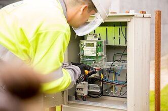 ESO pradeda masinį išmaniųjų elektros skaitiklių diegimą