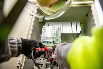 ESO pradeda masinį išmaniųjų elektros skaitiklių diegimą