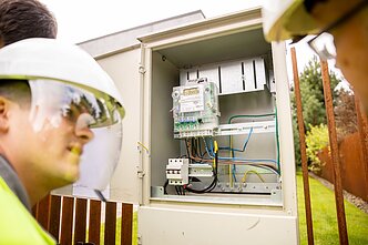 ESO pradeda masinį išmaniųjų elektros skaitiklių diegimą
