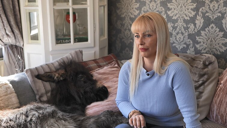 Gražina išgarsėjo visoje Anglijoje. Į savo namus gyventi emigrantė priėmė mamos atstumtą asilą