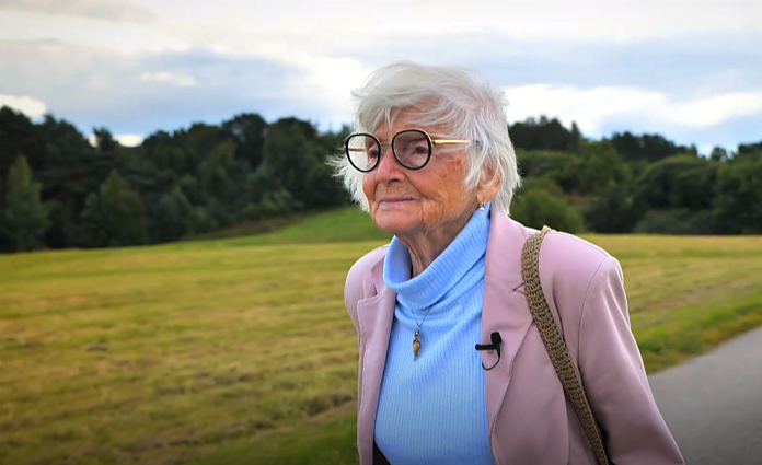 94-erių Lietuvos liaudies buities muziejaus gidė Saulutė: dėl amžiaus kartais kyla nesutarimų su lankytojais