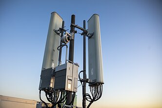 Mobiliojo ryšio antena, asociatyvi nuotr. Mobiliojo ryšio antena, asociatyvi nuotr.