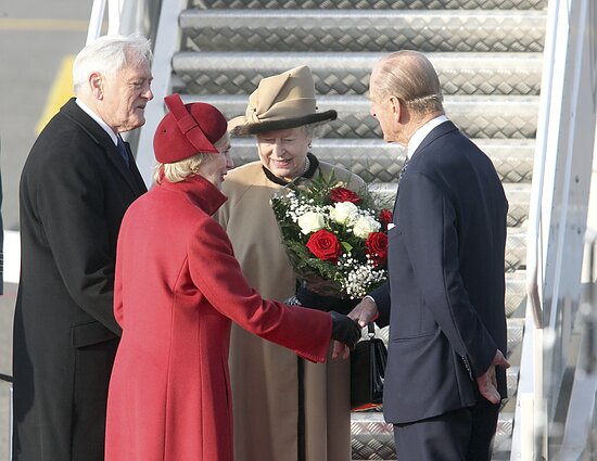 Elizabeth II in Lithuania in 2006 with President Valdas Adamkus and his wife Elizabeth II in Lithuania in 2006 with President Valdas Adamkus and his wife