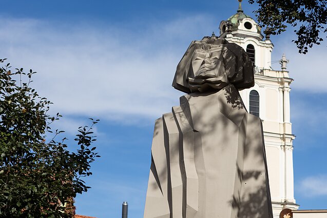 Replika rzeźby Adama Mickiewicz Replika rzeźby Adama Mickiewicz