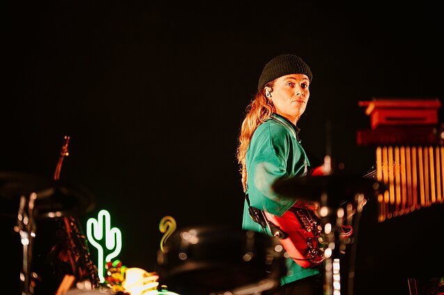 Tash Sultana 2022-aisiais surengė koncertą Vilniuje Tash Sultana 2022-aisiais surengė koncertą Vilniuje