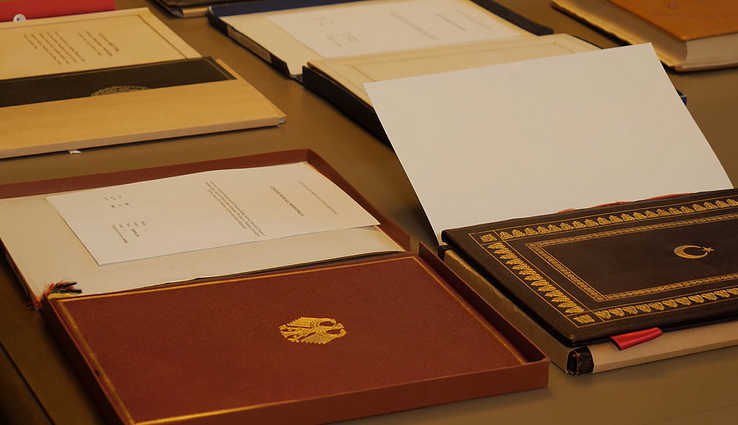Detektyvo verta istorija: kaip į Lietuvą grįžo dingusiais laikyti tarpvalstybinių sutarčių originalai?