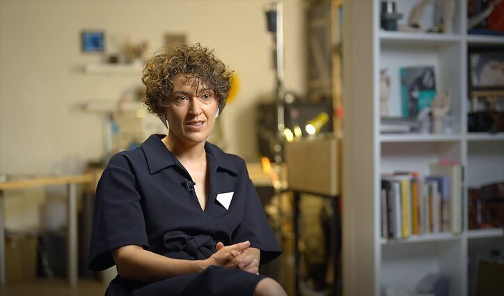 Dėmesio! Ieškome meno. Juvelyrė Neringa Poškutė-Jukumienė: ir tankas yra juvelyrika