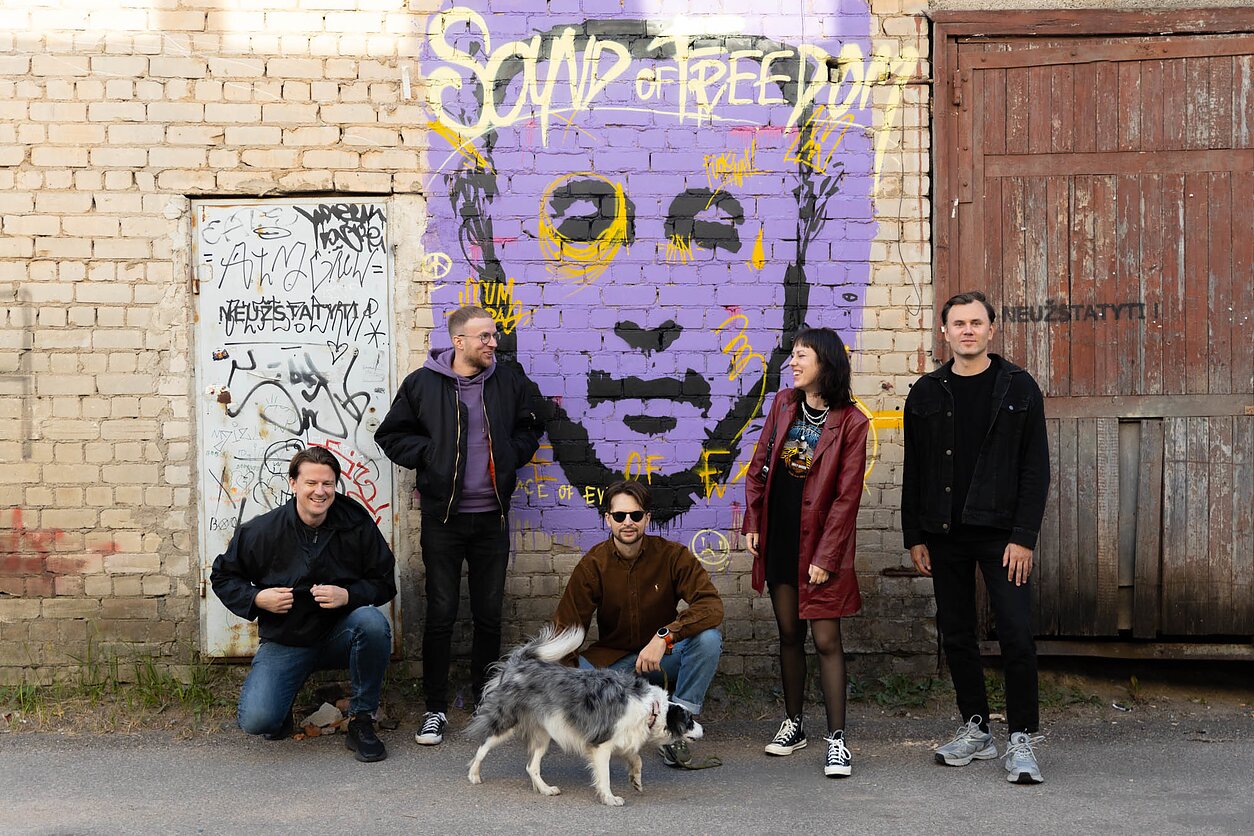 Vilnius DJs sample dictators to produce anti-regime techno