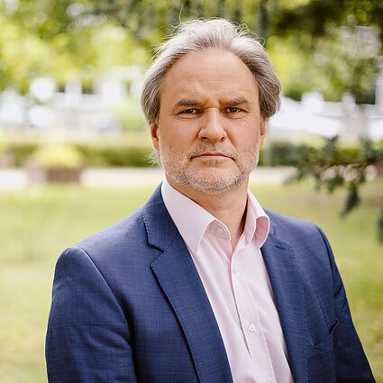 Kūrybos kontekstai. Audronis Imbrasas: „Kultūros prasme valdantysis sluoksnis – neįgalus”.