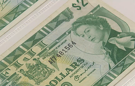 Banknotai su karalienės Elžbietos II atvaizdu 