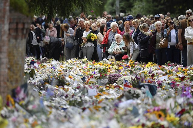 Lietuvių bendruomenės vadovė JK: jei Diana buvo žmonių princesė, tai Elžbieta II – žmonių karalienė