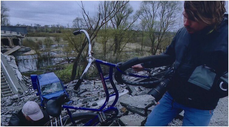 Žurnalistų patyrimai karo Ukrainoje metu – nuotraukų parodoje Vilniaus geležinkelio stotyje