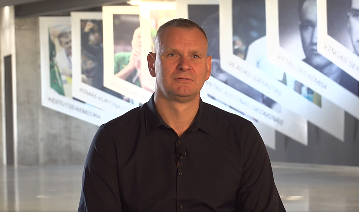 Jūsų laikas 450: Mindaugas Špokas, Nacionalinės sporto agentūros vadovas, plaukikas, olimpietis, kartu su Arvydu Saboniu, idėjos autorius.