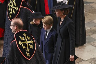 Karalienės Elžbietos II laidotuvės, Kate Middleton su vaikais
