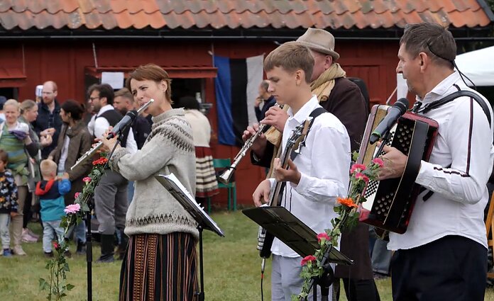 Lietuviai Stokholme sukvietė švedus į Baltijos dienas.