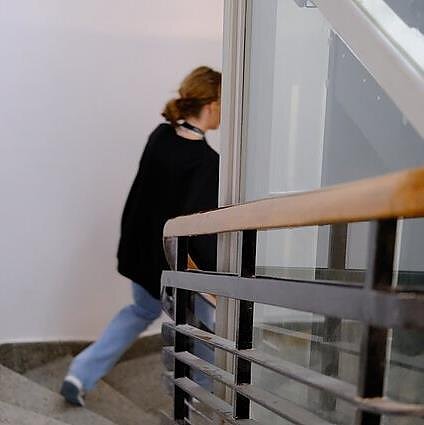 10–12. Kiek moksleiviams tenka keliauti nuo namų iki mokyklos?